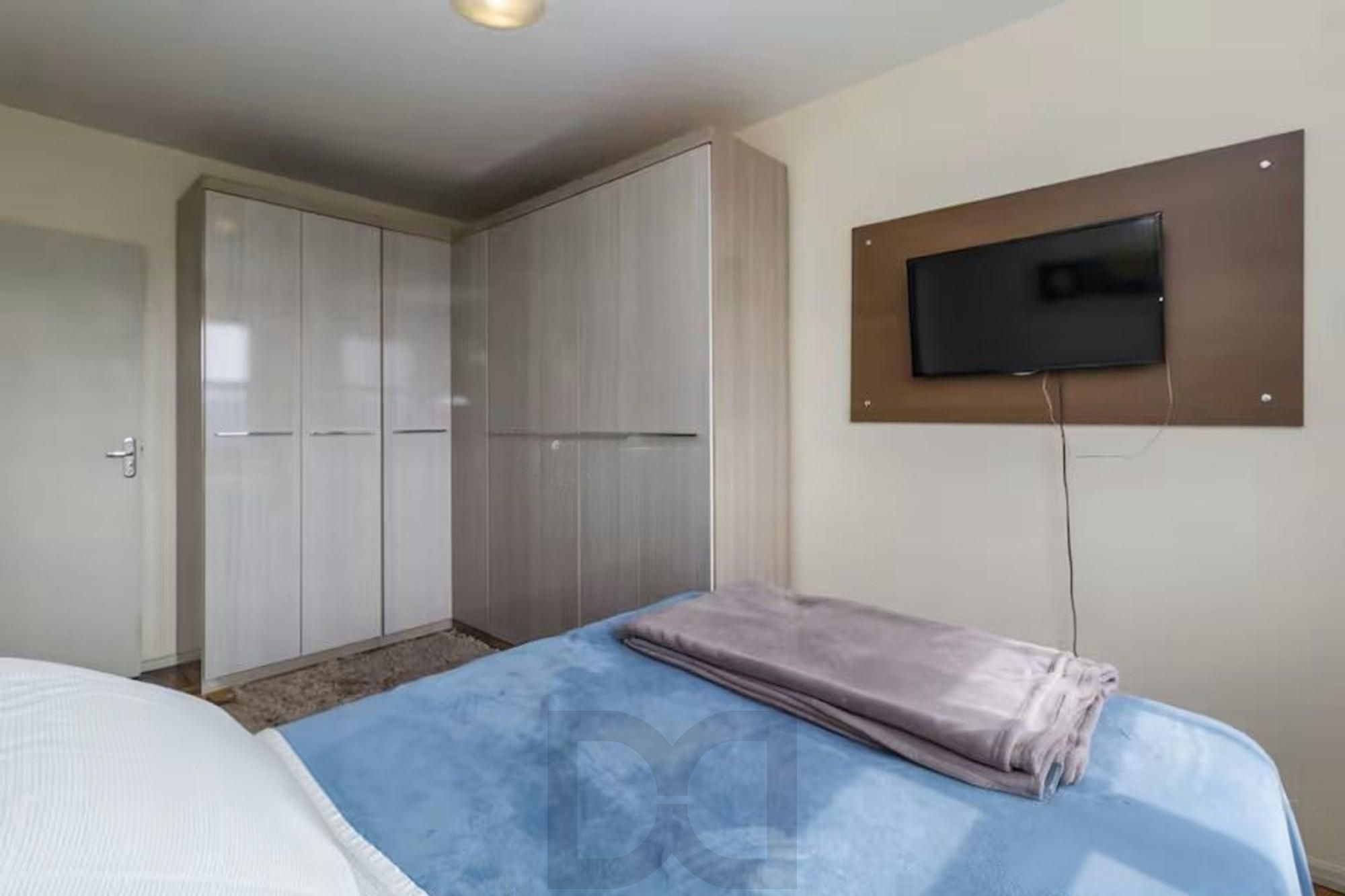 Apartamento 2 Dormitórios com Elevador à Venda na Azenha – Porto Alegre — foto 15