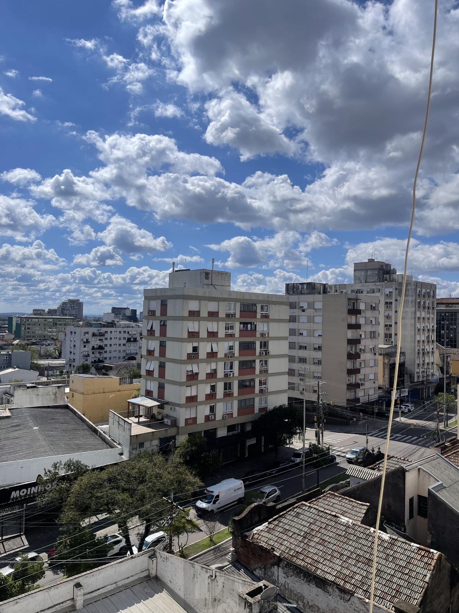 Apartamento 2 dormitórios com dependência 70m2 Moinhos de Vento Av. Cristóvão — foto 9