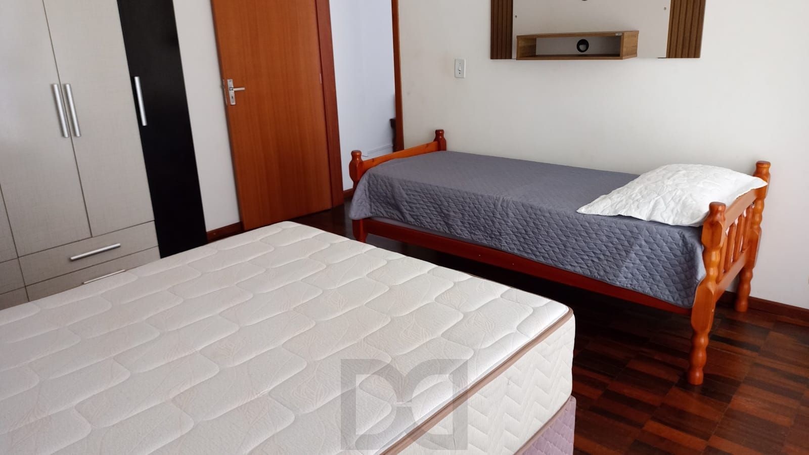 Vendo apartamento 46m², 1 dorm., sala, cozinha e banheiro no centro! — foto 10