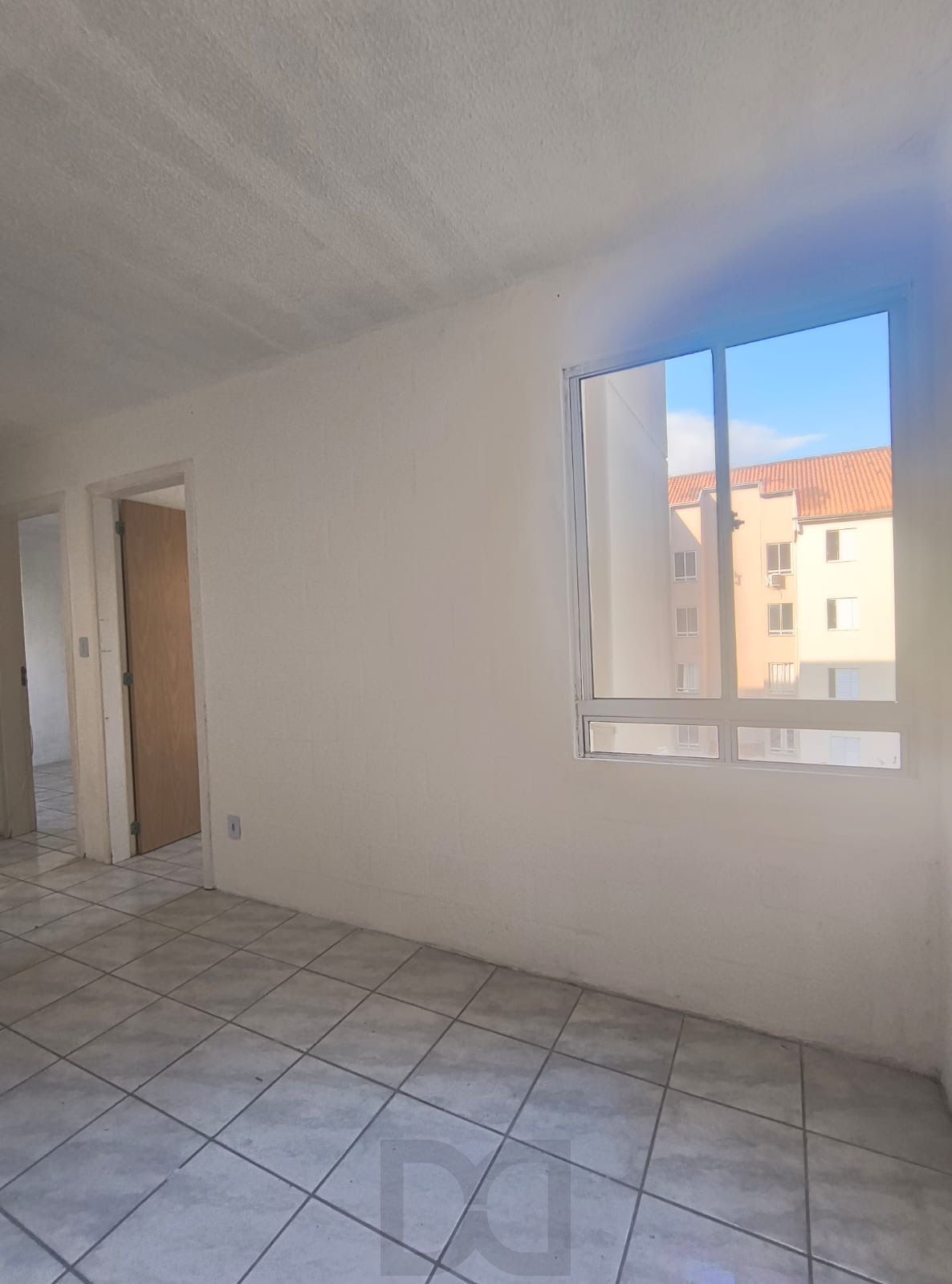 Excelente Apartamento no bairro Pinheiro dois dormitorios — foto 4