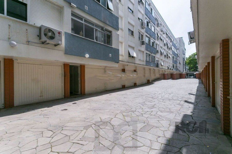 Apartamento a venda de 2 dormitórios na Rua Santa Cecilia Porto Alegre — foto 24