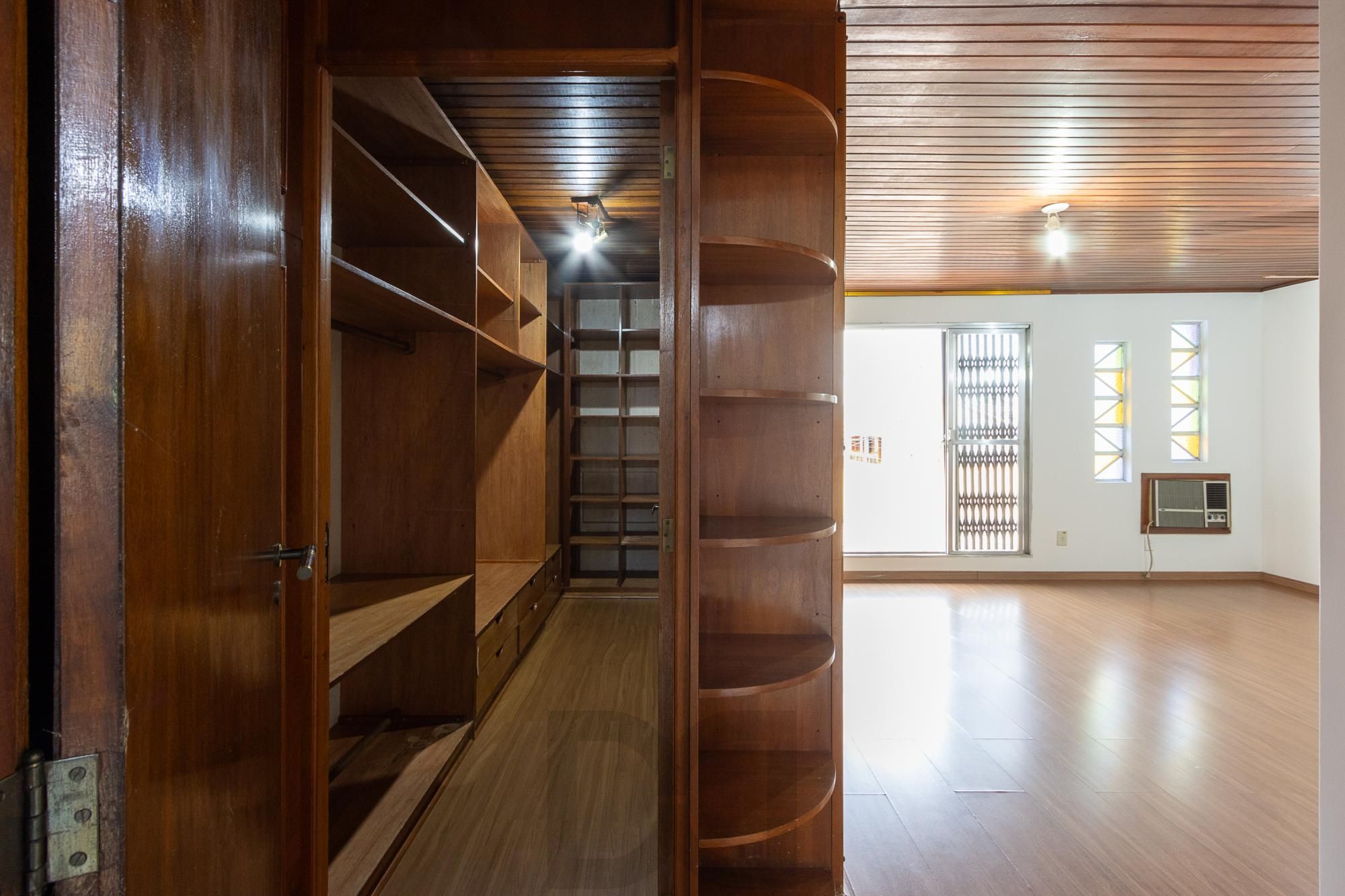 CASA RESIDENCIAL 04 DORMITÓRIOS | CAVALHADA — foto 43