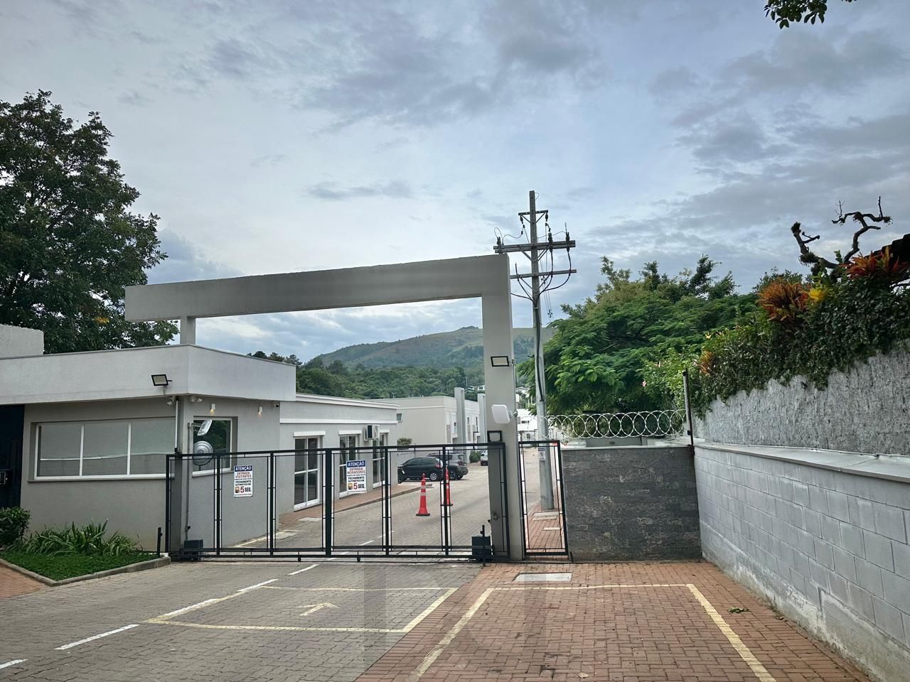 Excelente casa a venda em condomínio fechado no bairro Vila Nova. — foto 20