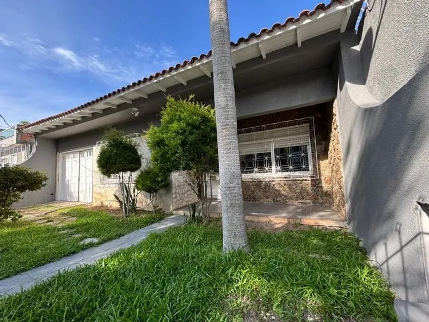 Casa para venda no bairro Medianeira | 3 dormitórios | Pátio amplo | Espaço gourmet | 298m² | Porto Alegre — foto 36