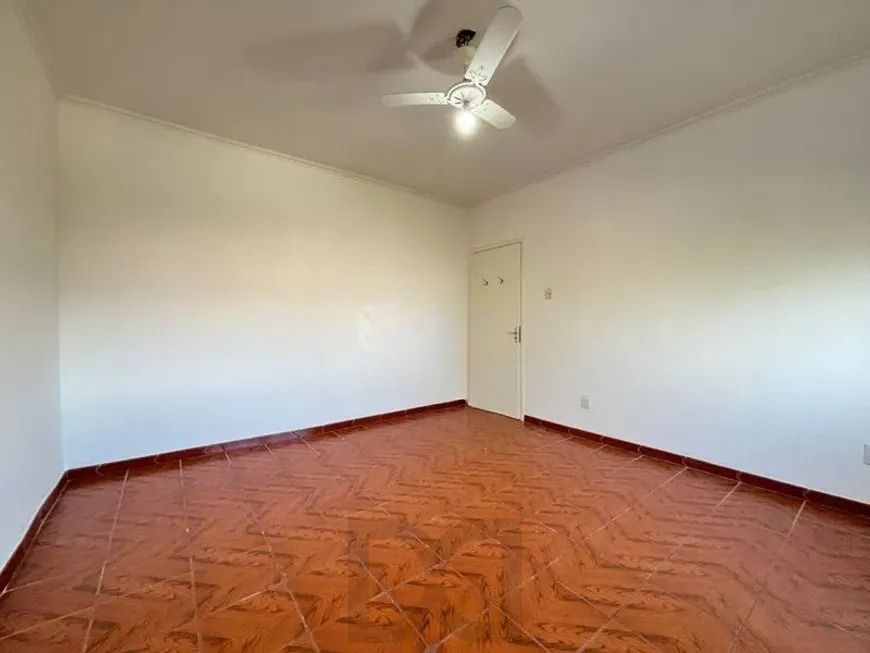 Casa para venda no bairro Medianeira | 3 dormitórios | Pátio amplo | Espaço gourmet | 298m² | Porto Alegre — foto 9