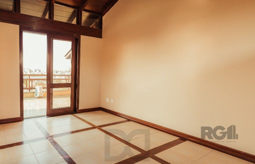 Vende-se cobertura 3 quartos com suíte e 2 vagas - 333m² - Mont Serrat — foto 6
