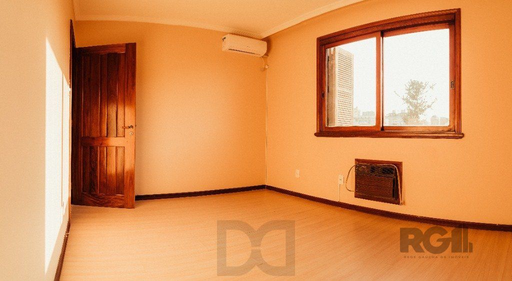 Vende-se cobertura 3 quartos com suíte e 2 vagas - 333m² - Mont Serrat — foto 31