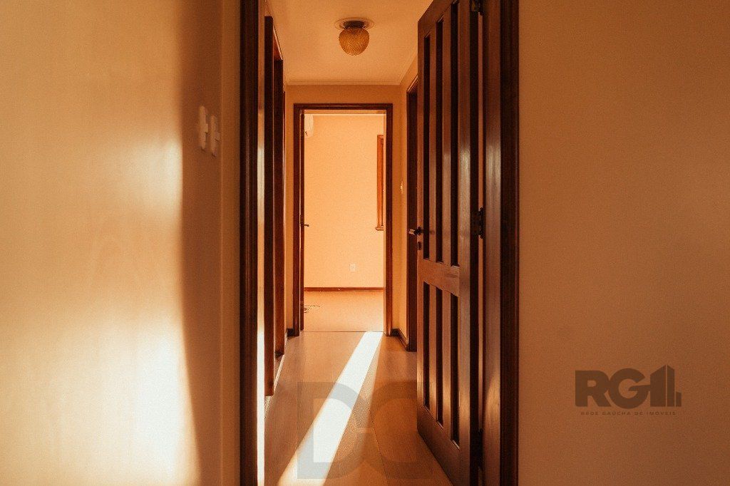 Vende-se cobertura 3 quartos com suíte e 2 vagas - 333m² - Mont Serrat — foto 20