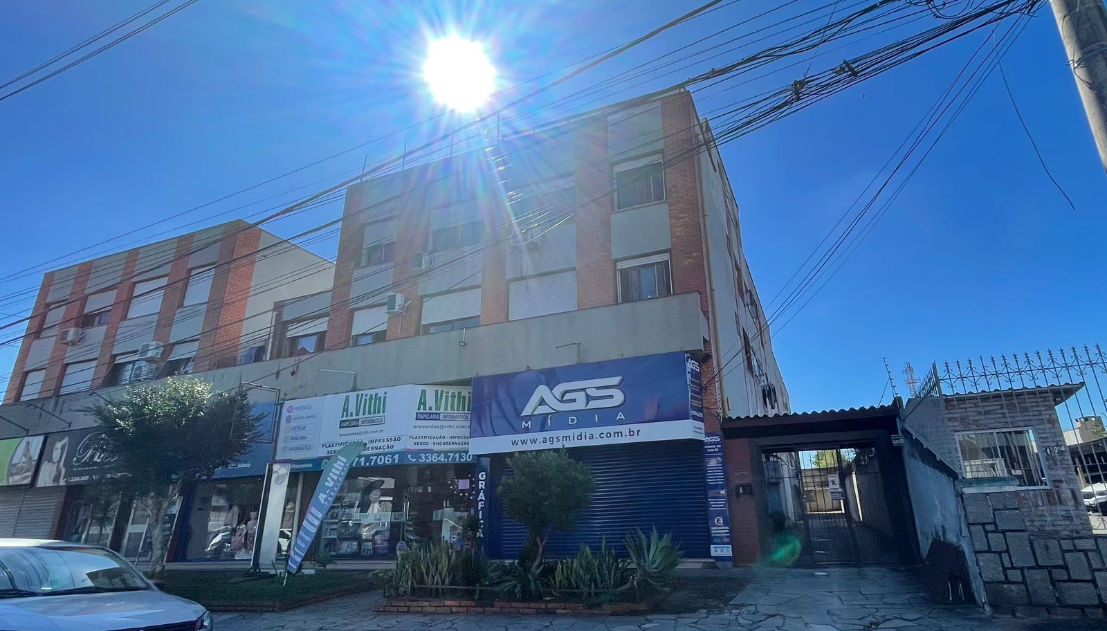 Apartamento com 66 m2 localizado na Rua Abaeté no Bairro Sarandi — foto 14