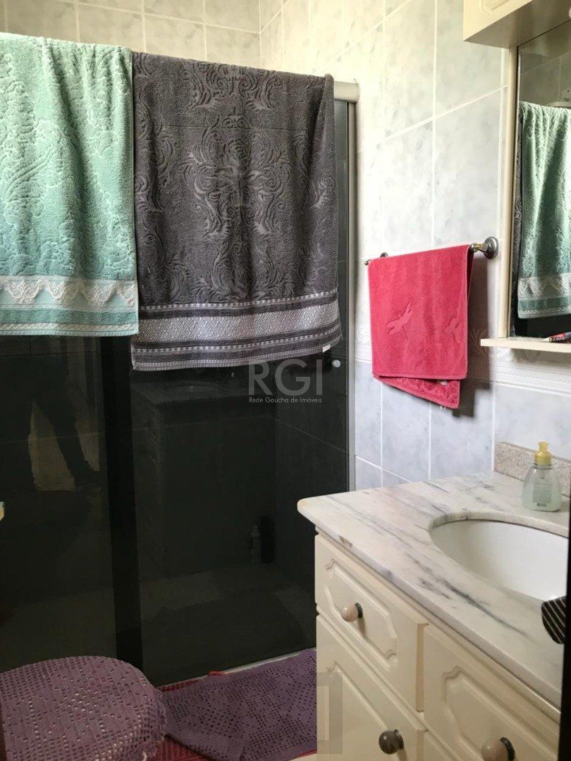 Casa residencial/comercial, com 350m² privativos, 4 quartos, 5 vagas de garagem - Bairro Tristeza — foto 6