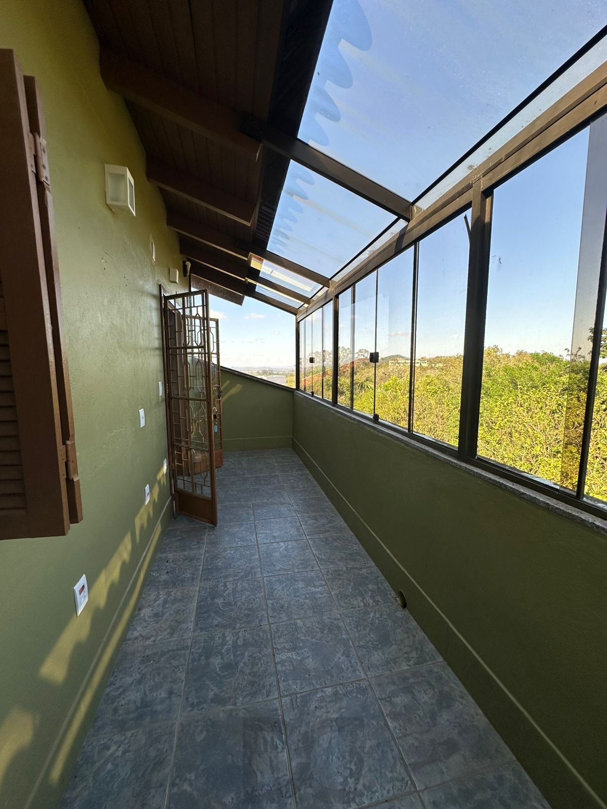 Casa à Venda no Bairro Cascata – 3 Dormitórios, Suíte, Piscina e Área de Lazer — foto 10