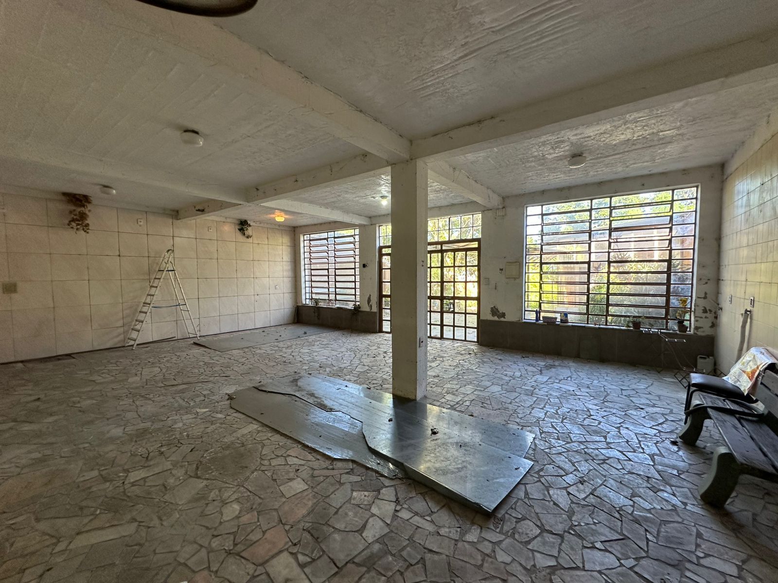 Casa à Venda no Bairro Cascata – 3 Dormitórios, Suíte, Piscina e Área de Lazer — foto 17