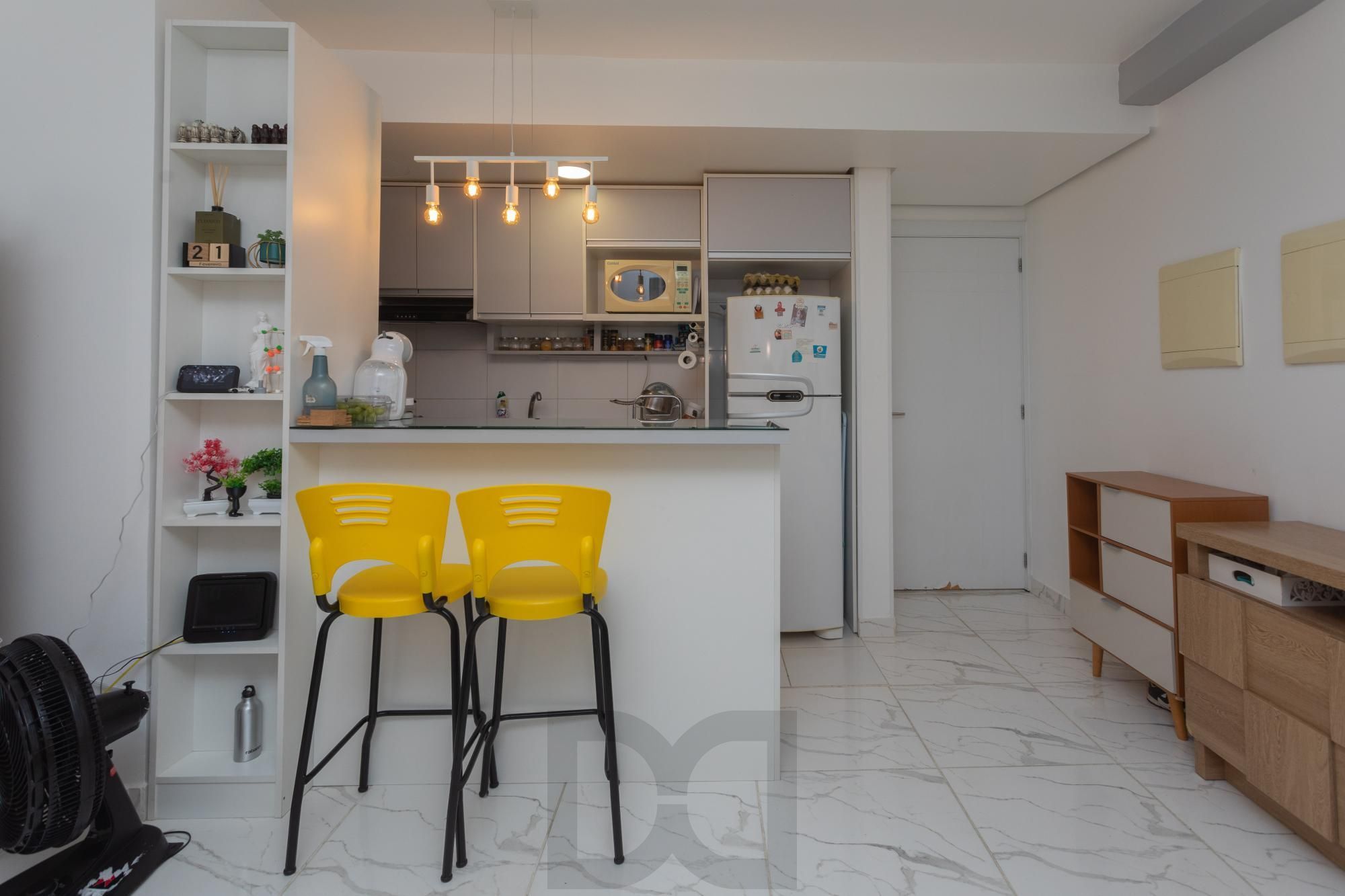Apartamento de 3 dormitórios com suíte e garagem dupla no bairro Santana — foto 7