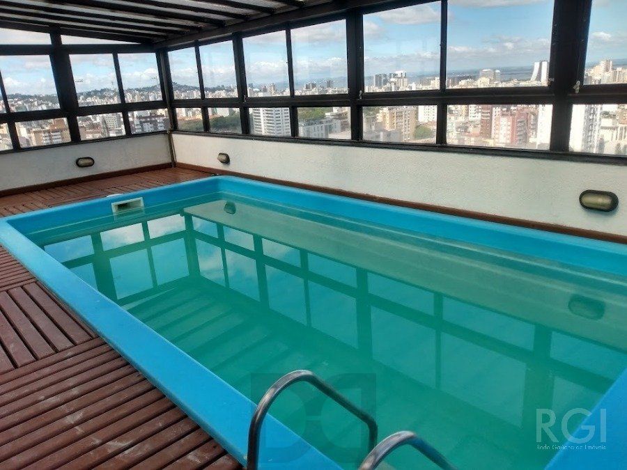 VENDO APARTAMENTO UM DORMITORIO BOM FIM ELEVADOR 1 VAGA — foto 25