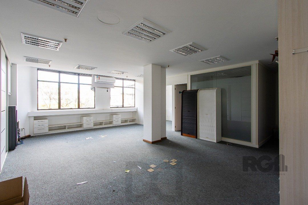 SALA COMERCIAL BAIRRO MENINO DEUS - 82m² DE ÁREA PRIVATIVA, 1 VAGA — foto 17