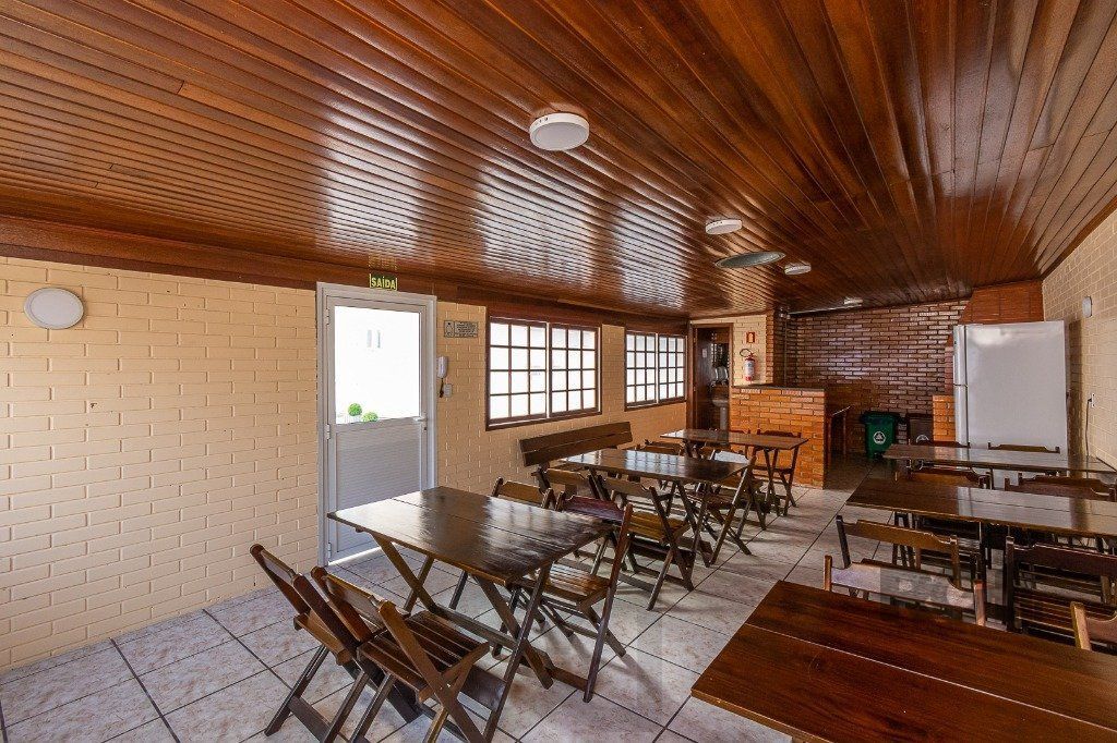 Apartamento no bairro Vila Ipiranga de 2 dormitórios e vaga DESOCUPADO — foto 31