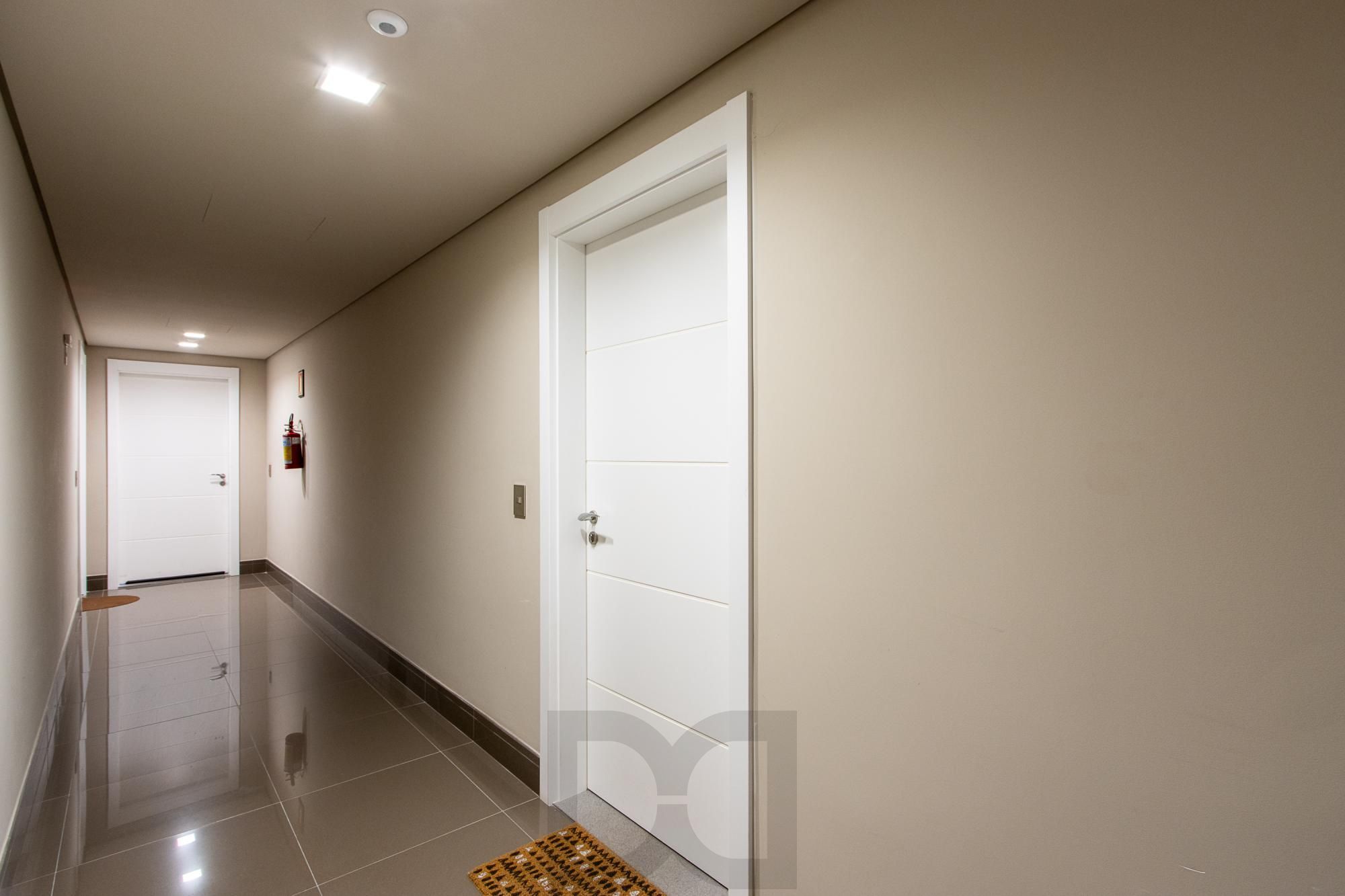 Apartamento 01 dormitório (suíte) no Bairro Petrópolis, 49m², 01 vaga e ótima localização!!! — foto 22