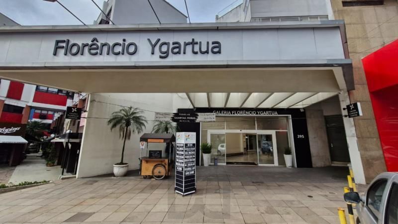 Loja térrea na Galeria Dr. Florêncio Ygartua - Bairro Moinhos de Vento — foto 4