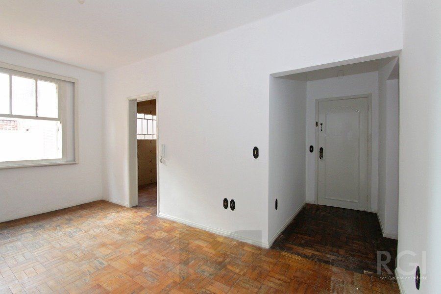Apartamento 2 dormitórios Próximo ao Parque Moinhos de Vento - Rio Branco — foto 1