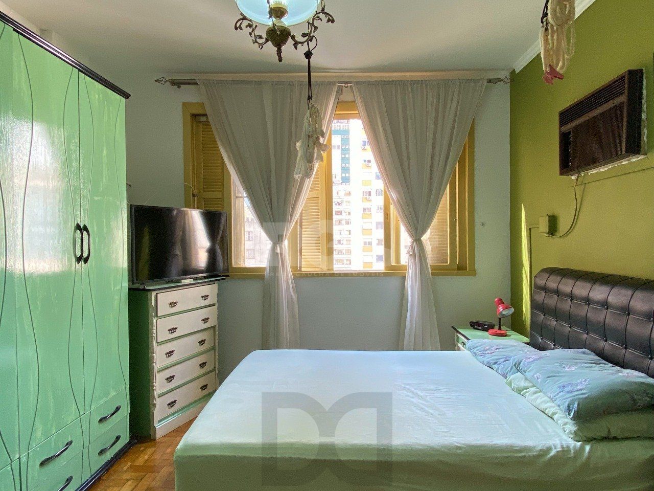 Apartamento 3 dormitórios, sendo 1 suíte, com 2 salas de estar, junto à Praça da Matriz — foto 31