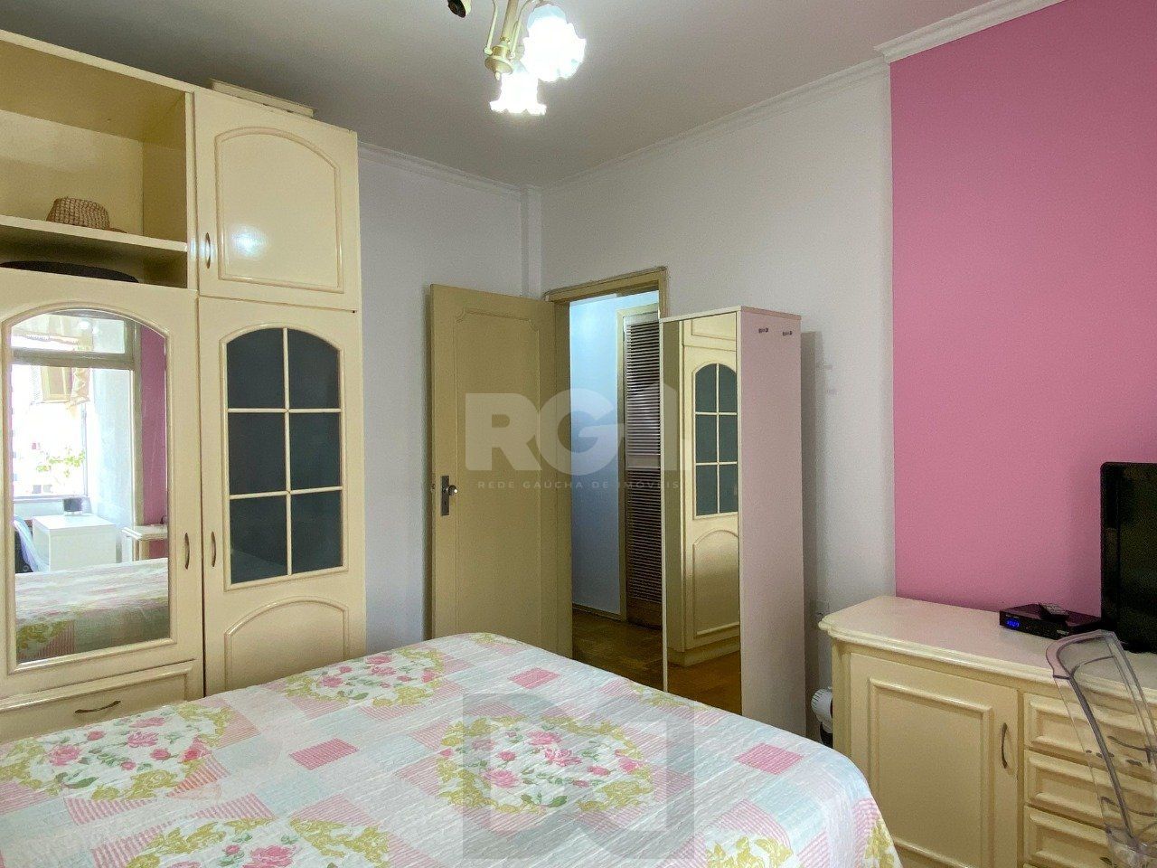 Apartamento 3 dormitórios, sendo 1 suíte, com 2 salas de estar, junto à Praça da Matriz — foto 26
