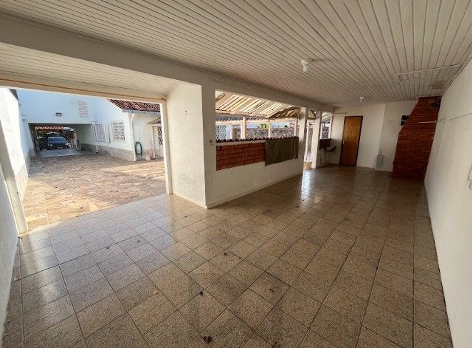 Casa Térrea com Piscina, 3 Dormitórios e Possibilidade para 4º Dormitório Venda — foto 18