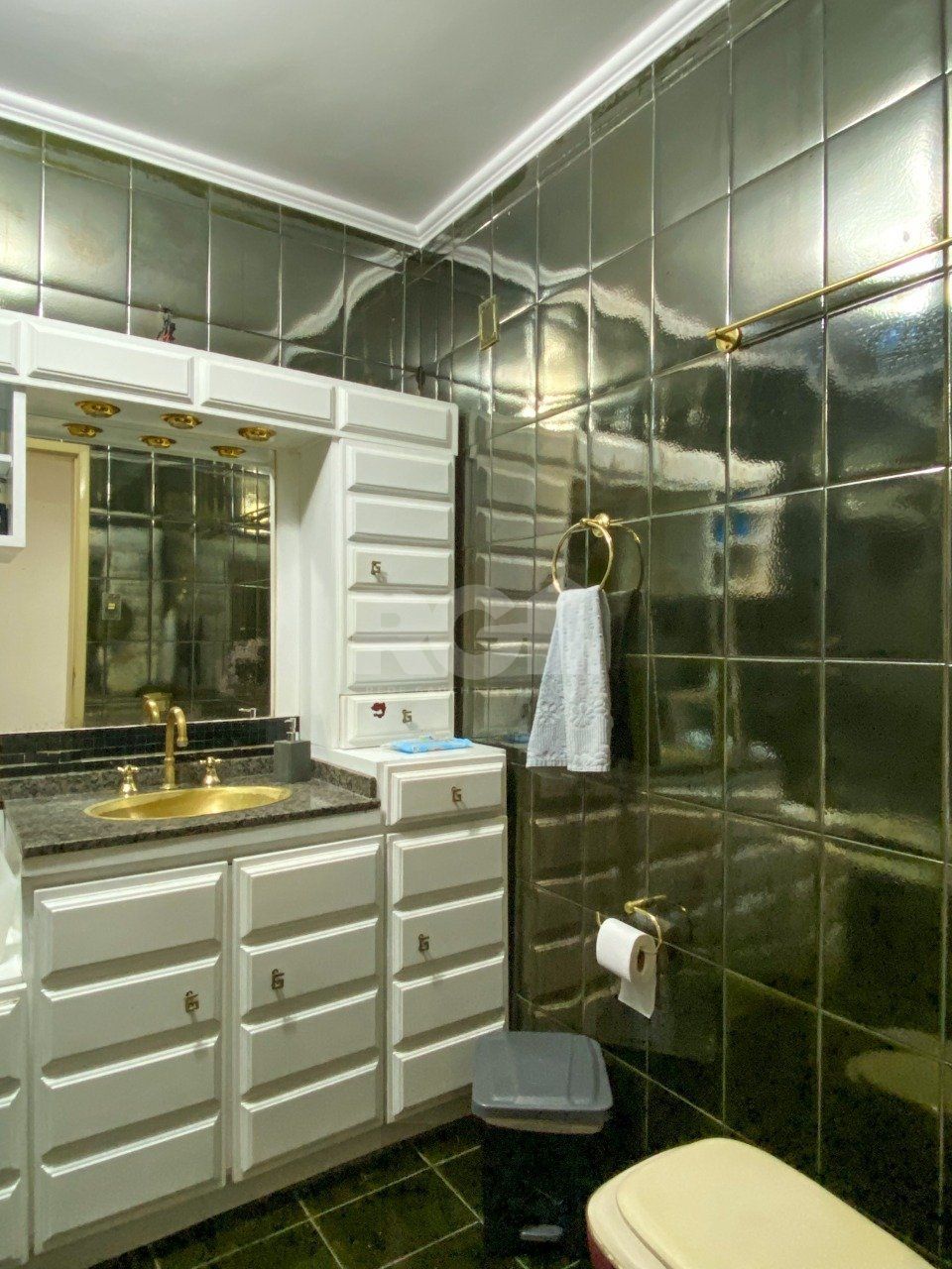 Apartamento 3 dormitórios, sendo 1 suíte, com 2 salas de estar, junto à Praça da Matriz — foto 34