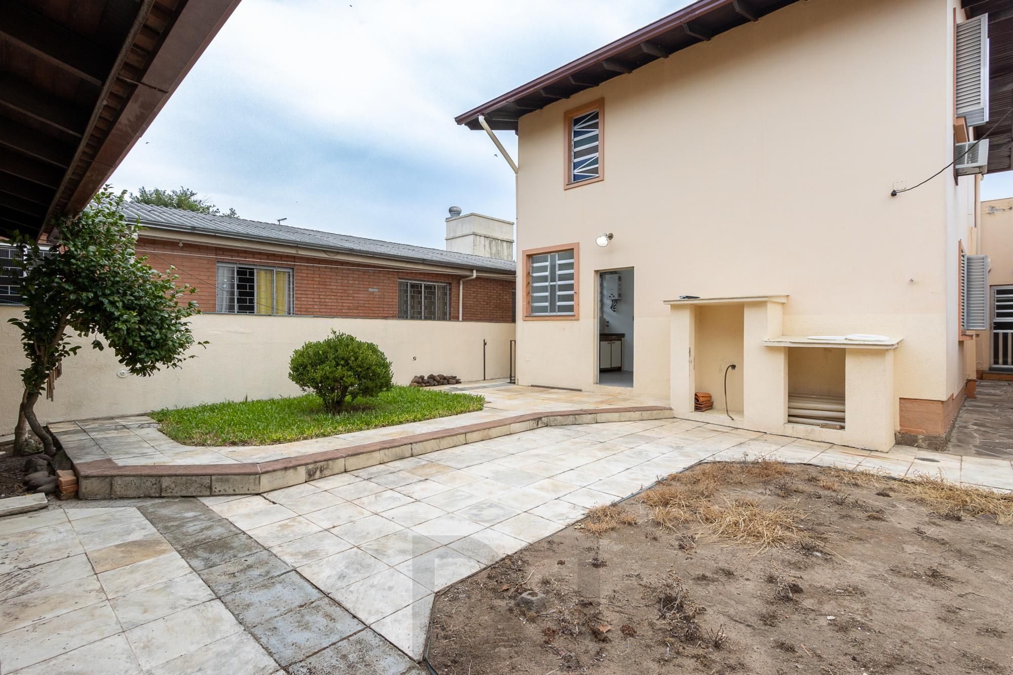 CASA RESIDENCIAL 04 DORMITÓRIOS | CAVALHADA — foto 35