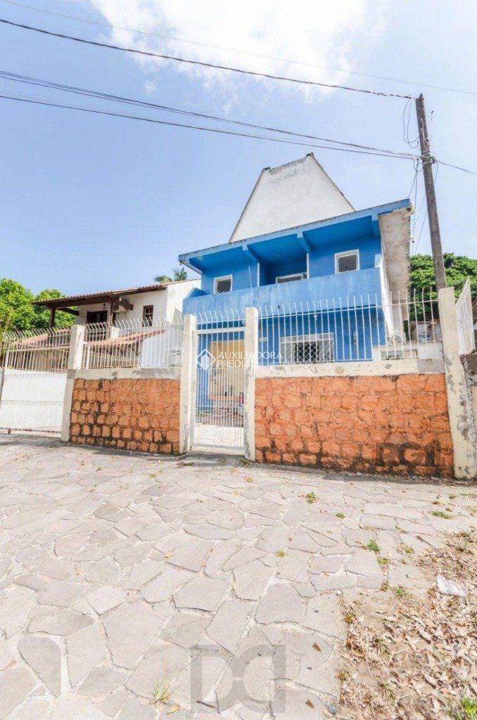 casa - 4 dorm - 3 vagas - 280 m² - Teresópolis — foto 2