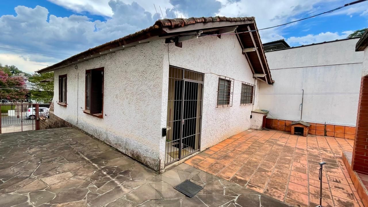 Terreno em área nobre com casa averbada e árvores frutíferas — foto 11