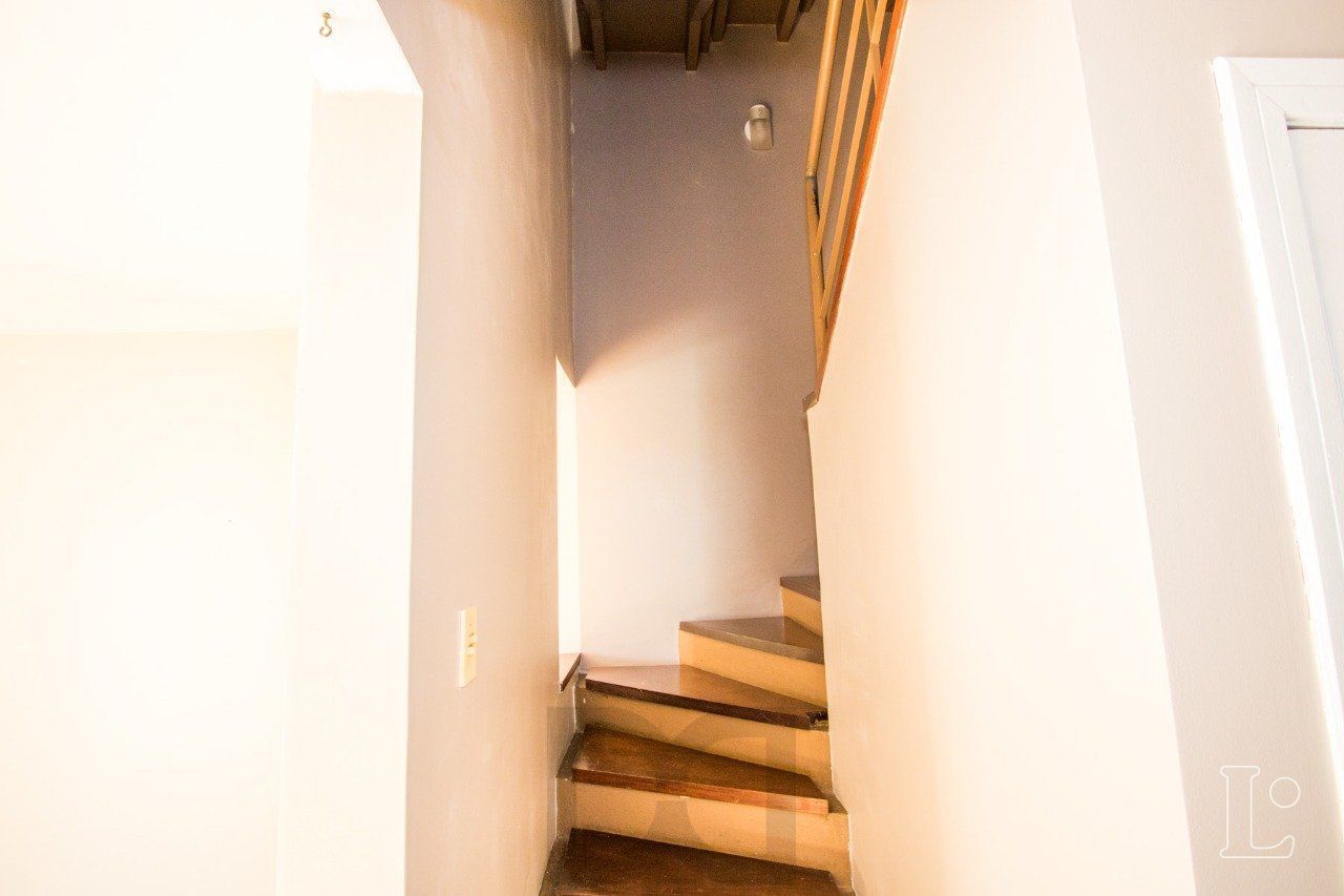Excelente casa em condomínio fechado -Bairro Cristal — foto 14