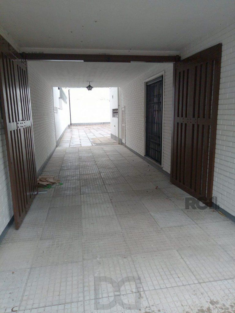 Sobrado no bairro Higienópolis de 3 dormitórios e 3 vagas — foto 5