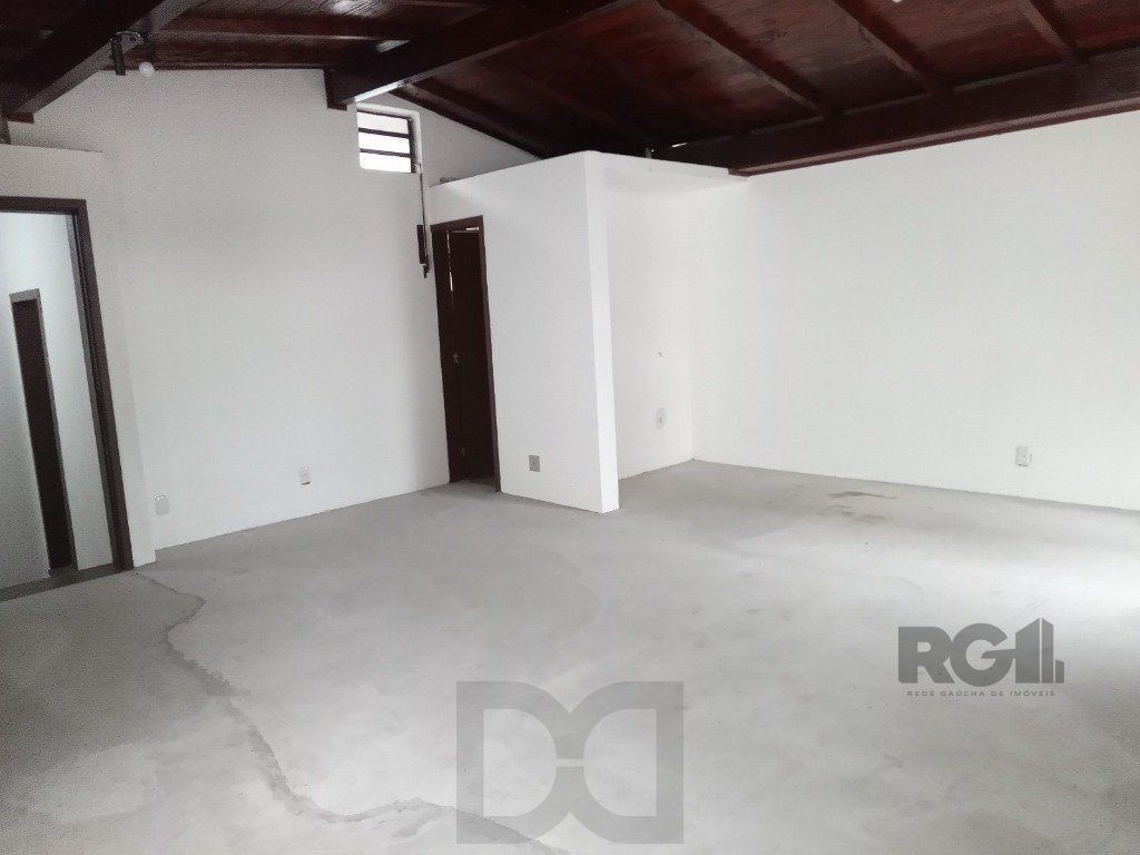 Sobrado no bairro Higienópolis de 3 dormitórios e 3 vagas — foto 25
