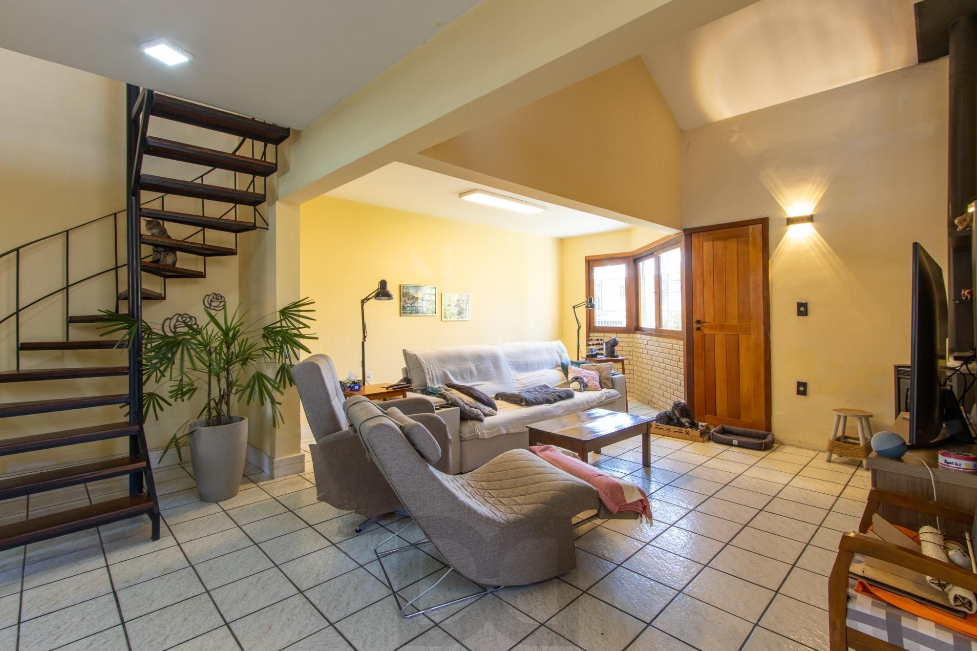 Casa para Venda - 255.68m², 4 dormitórios, sendo 1 suites, 2 vagas - Tristeza — foto 7