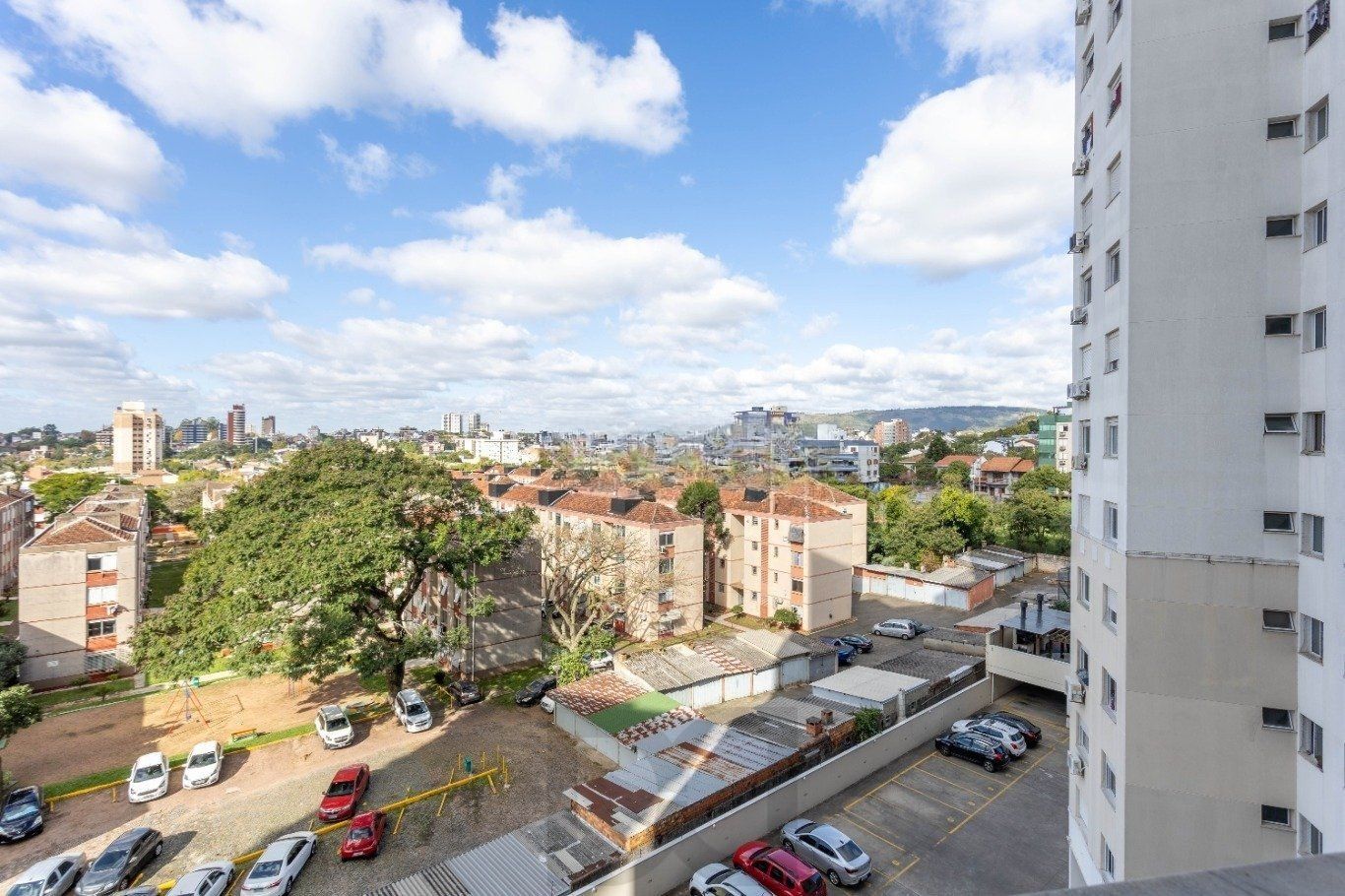 Apartamento de 3 quartos, 1 vaga e elevador no Bairro Vila Ipiranga. — foto 35