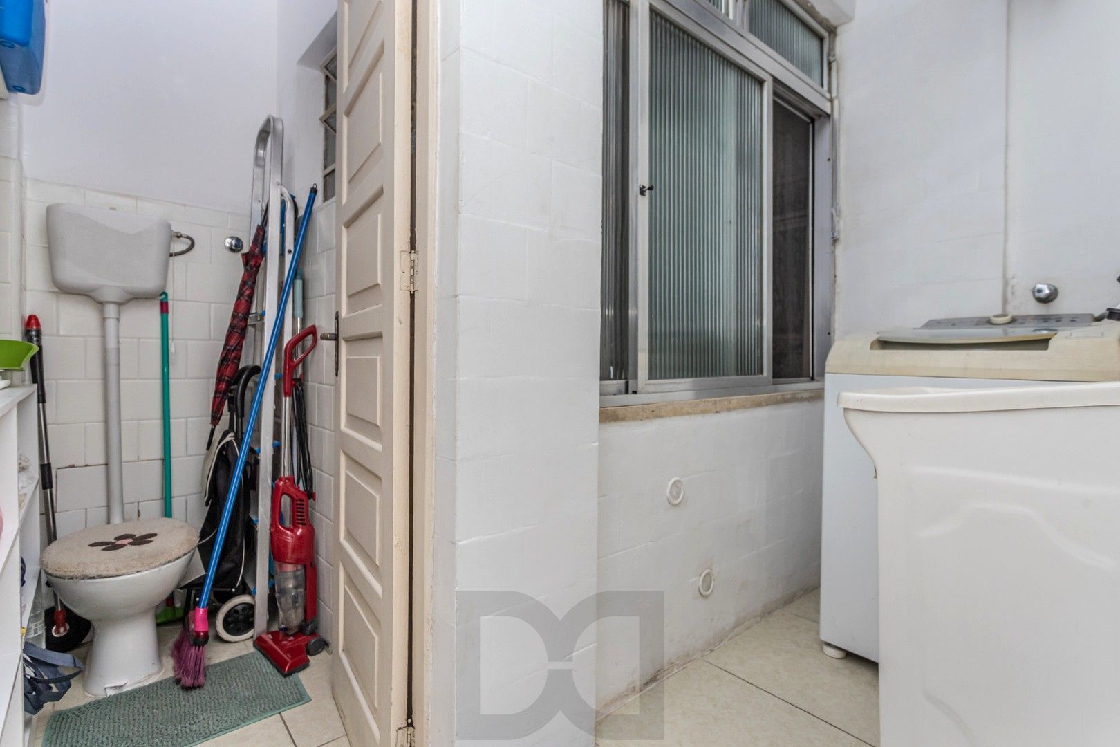 Apartamento MOBILIADO no Centro de 2 dormitórios e vaga — foto 18