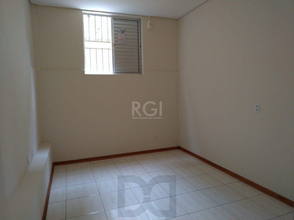 Apartamento de 4 dormitórios, sendo 2 suites, no bairro Petrópolis DESOCUPADO — foto 9