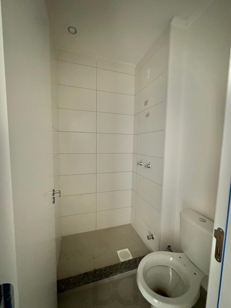 Excelente casa a venda em condomínio fechado no bairro Vila Nova. — foto 8