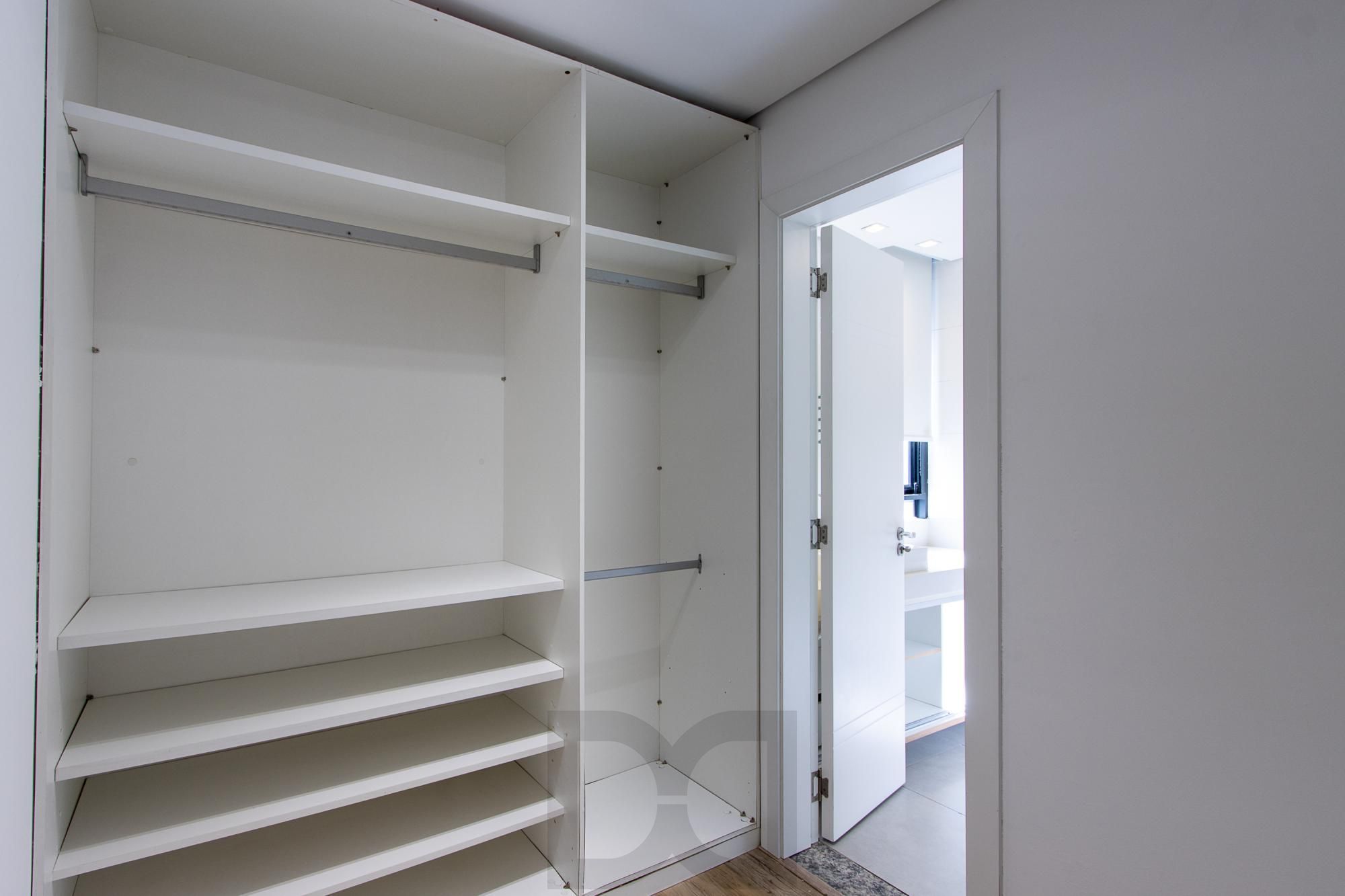 Casa Condominio - 240.35m², 3 dormitórios, sendo 1 suíte, 2 vagas - Lagos De Nova Ipanema — foto 44