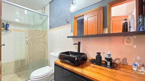 Casa Condominio em Porto Alegre, no bairro Cavalhada, com 3 dormitório(s), e 3 banheiros, à venda. — foto 30