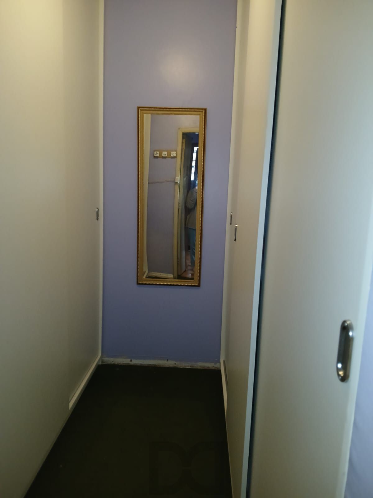 Apartamento com 2 dormitórios e 1 vaga de garagem e elevador no Bairro Floresta — foto 13