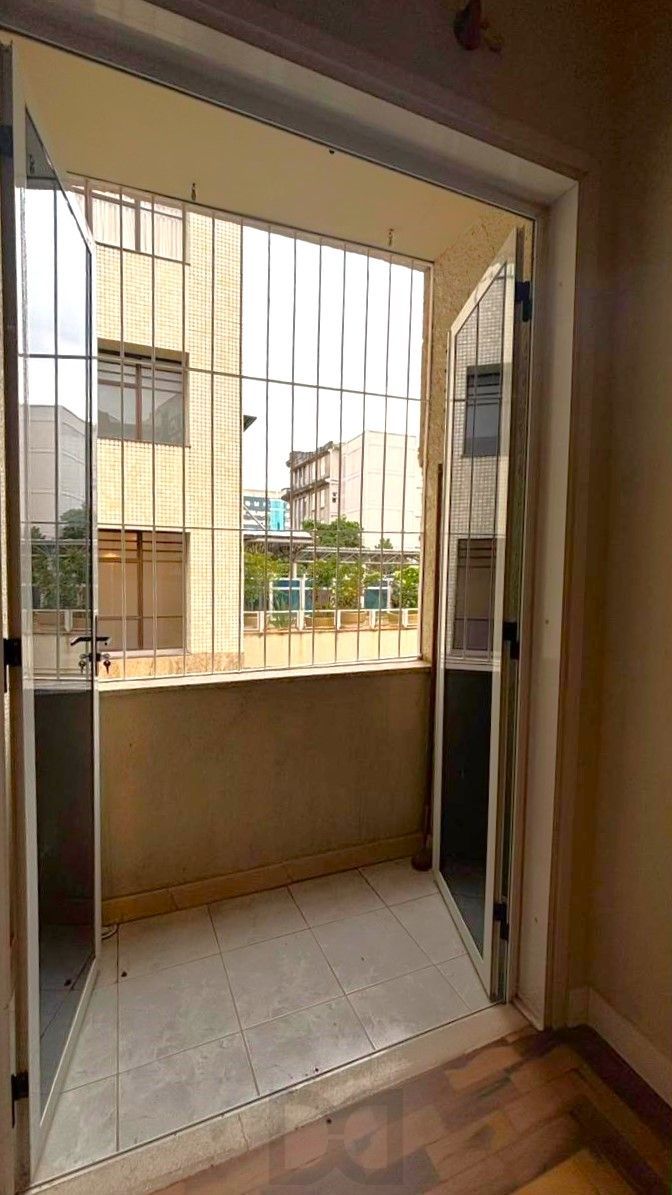 Apartamento 3 dormitórios reformado e semi mobiliado no coração do Bom Fim — foto 35