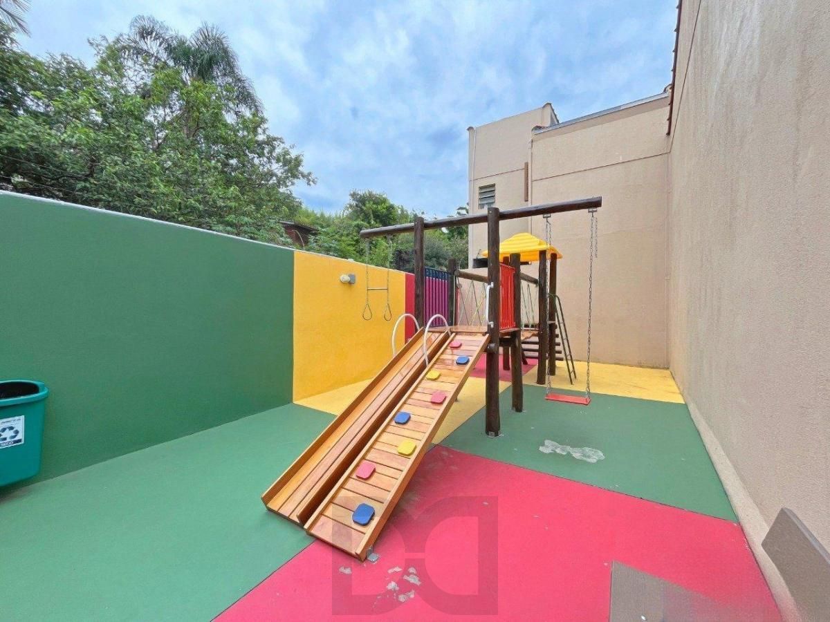 Casa com 3 quartos semi mobiliado com vaga no bairro Partenon — foto 30