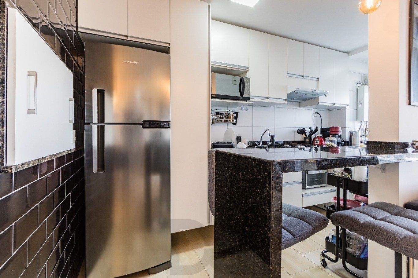 Apartamento 2 Dormitórios com Elevador e Vaga no São Geraldo — foto 12