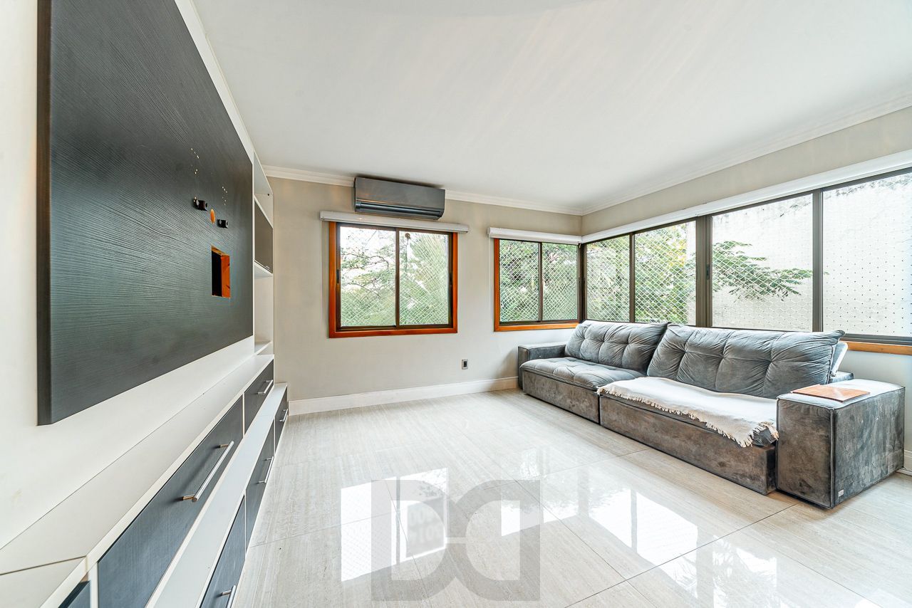 Apartamento a venda no bairro Petrópolis — foto 2