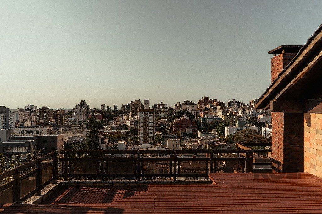 Vende-se cobertura 3 quartos com suíte e 2 vagas - 333m² - Mont Serrat — foto 4