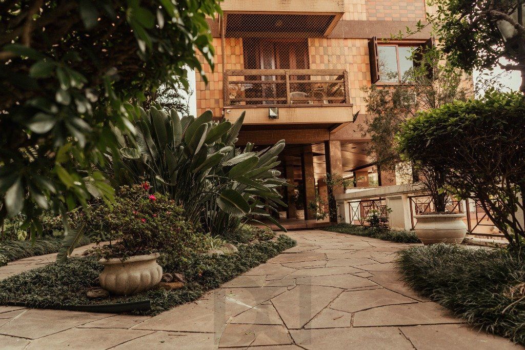 Vende-se cobertura 3 quartos com suíte e 2 vagas - 333m² - Mont Serrat — foto 34
