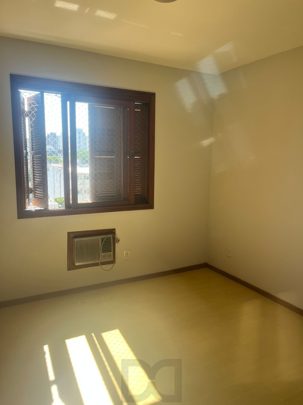Apto 03 dorm com suíte, leste/norte, 02 box, vista definitiva, no Passo da Areia — foto 6