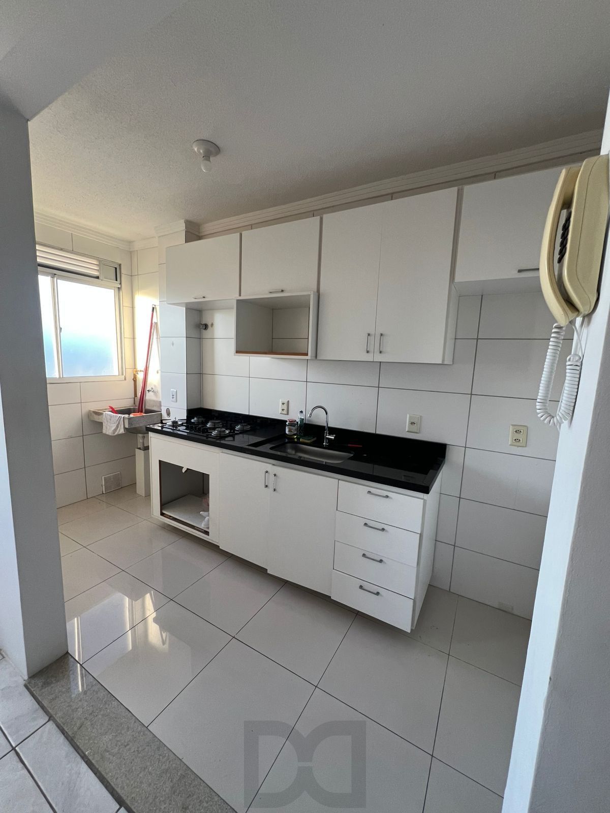 Apartamento 2 dormitórios 1 vaga no condomínio Sinai com piscina e infra — foto 1