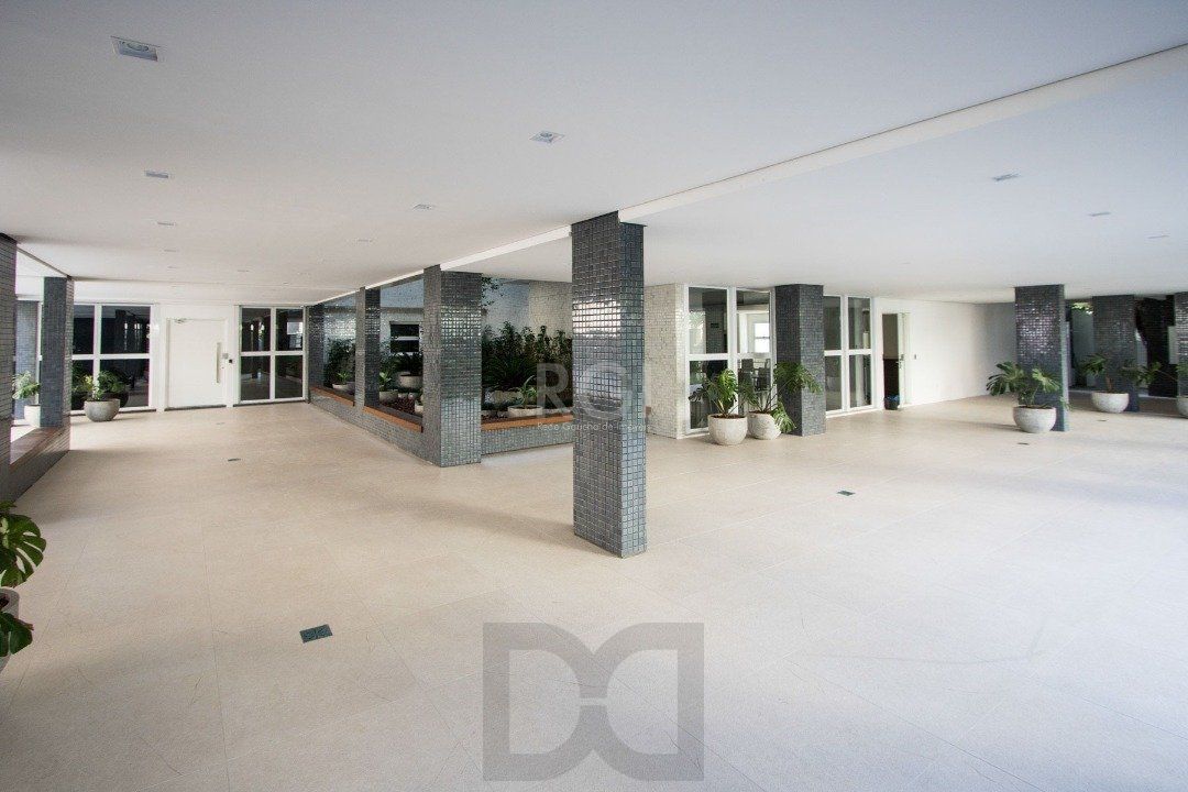 **Apartamento de 3 Quartos com 2 Suítes e 2 Vagas de Garagem na Tristeza, Porto Alegre, RS** — foto 3